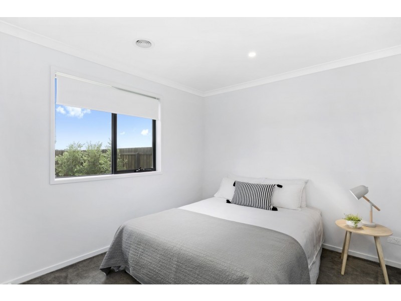 6 Wyrallah Street, Ocean Grove VIC 3226