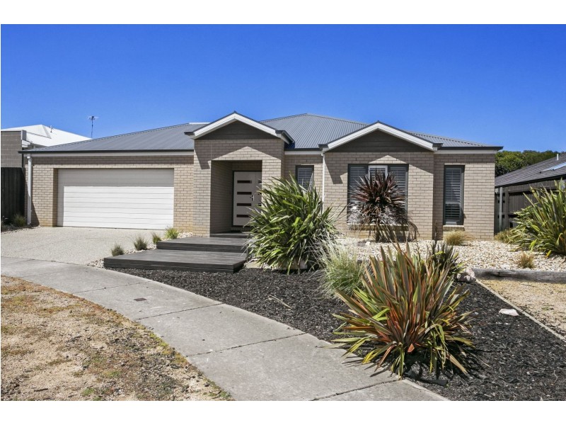 44 Penleigh Crescent, Ocean Grove VIC 3226