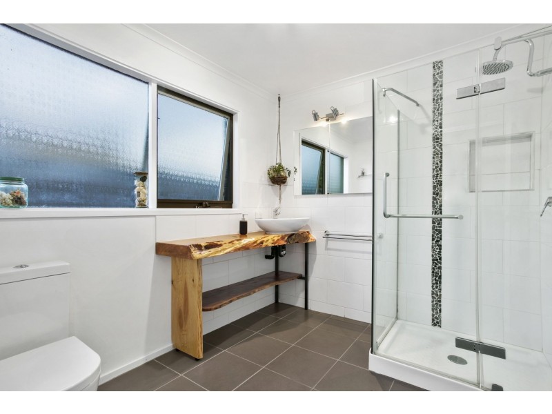 2/17 Lake Avenue, Ocean Grove VIC 3226