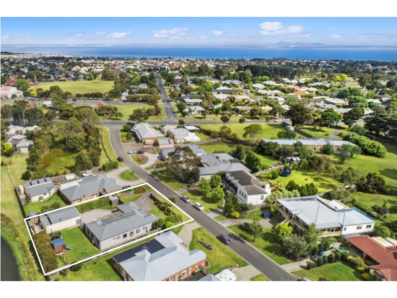 23-24 Peppermint Grove, Drysdale VIC 3222