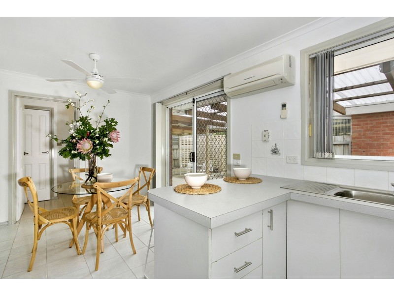 10 Pine Grove, Leopold VIC 3224