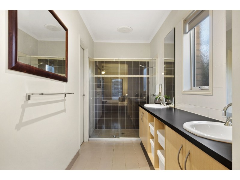 99 Bonnyvale Road, Ocean Grove VIC 3226