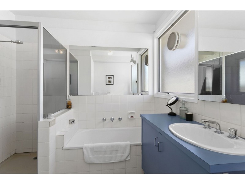 11 Thomson Drive, Barwon Heads VIC 3227