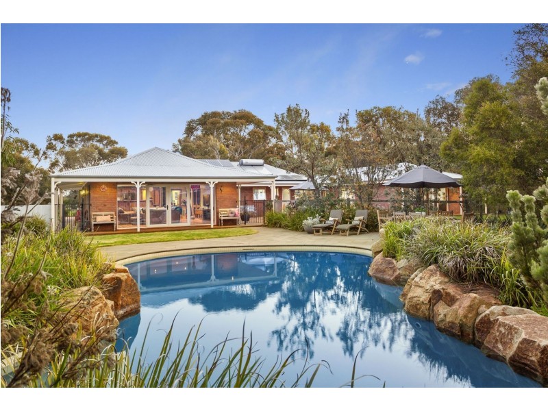 145 Bluestone School Road, Connewarre VIC 3227