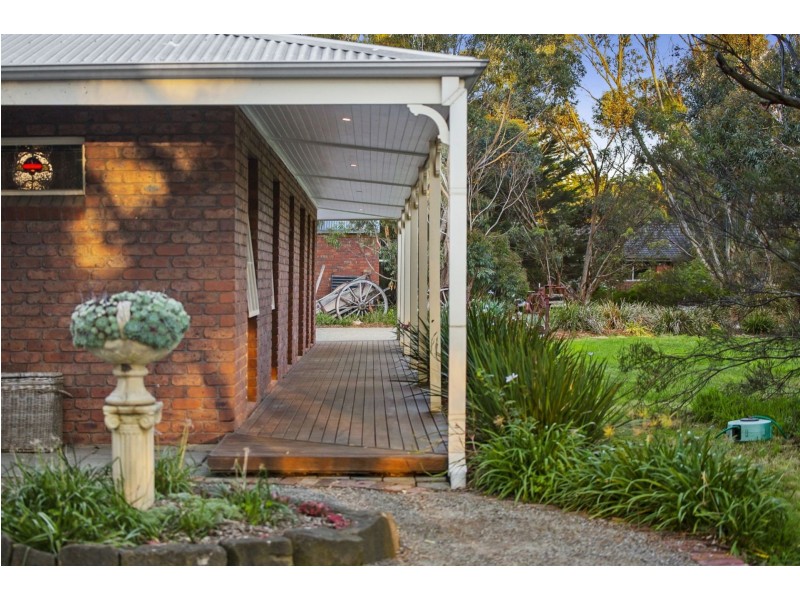 145 Bluestone School Road, Connewarre VIC 3227