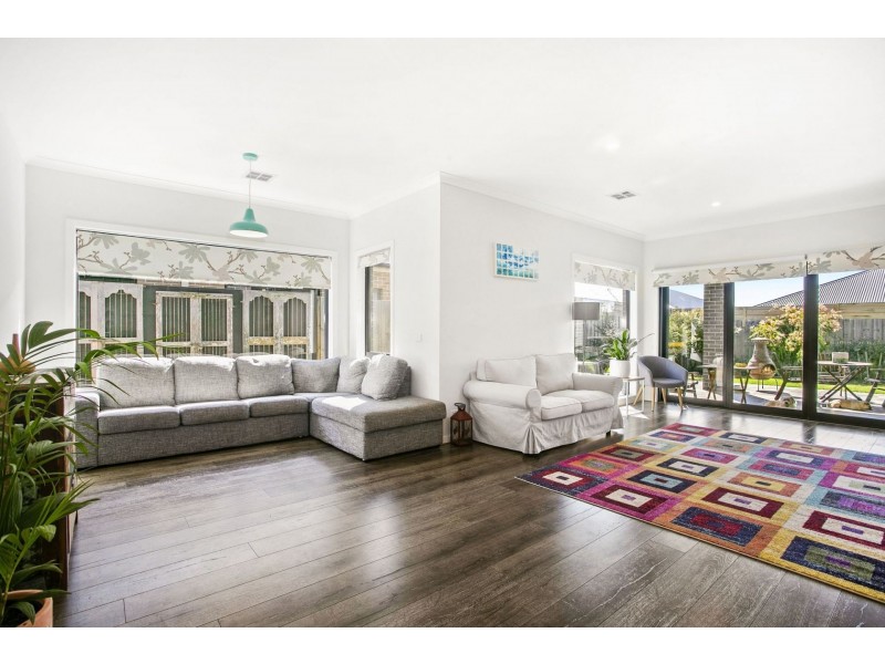 10 La Bella Street, Ocean Grove VIC 3226