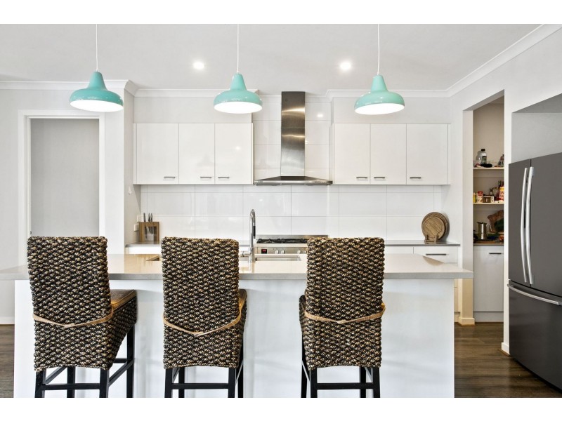 10 La Bella Street, Ocean Grove VIC 3226