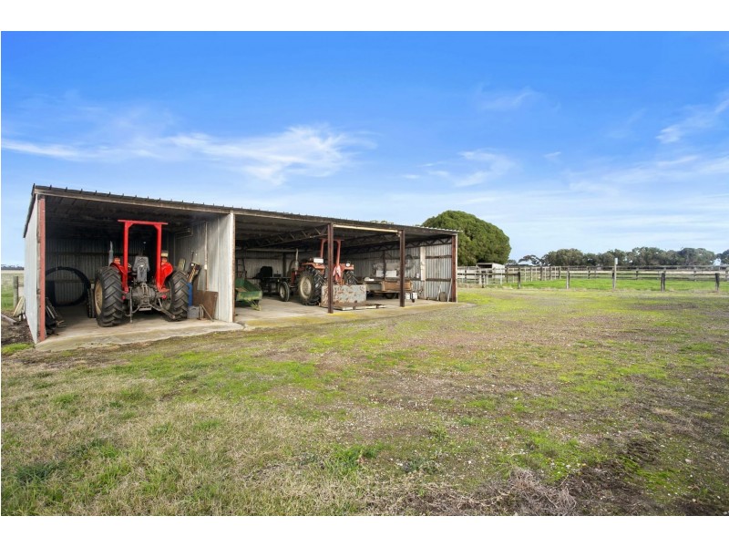 402-440 Lake Road, Connewarre VIC 3227