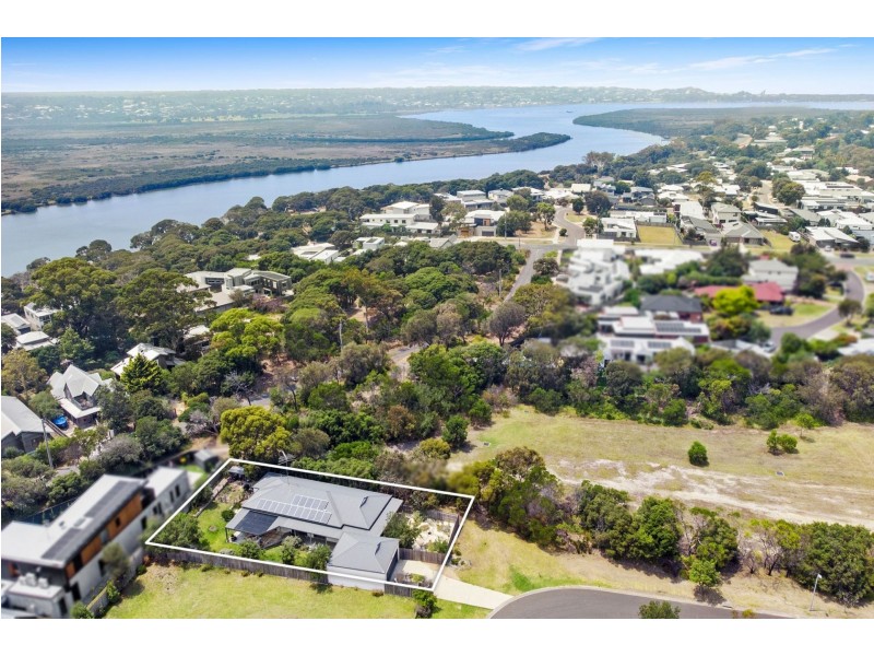 42 Newbay Close, Barwon Heads VIC 3227