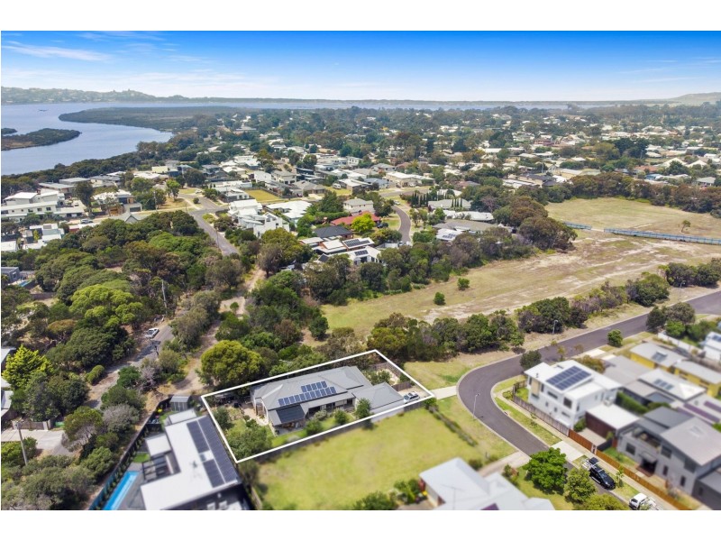 42 Newbay Close, Barwon Heads VIC 3227