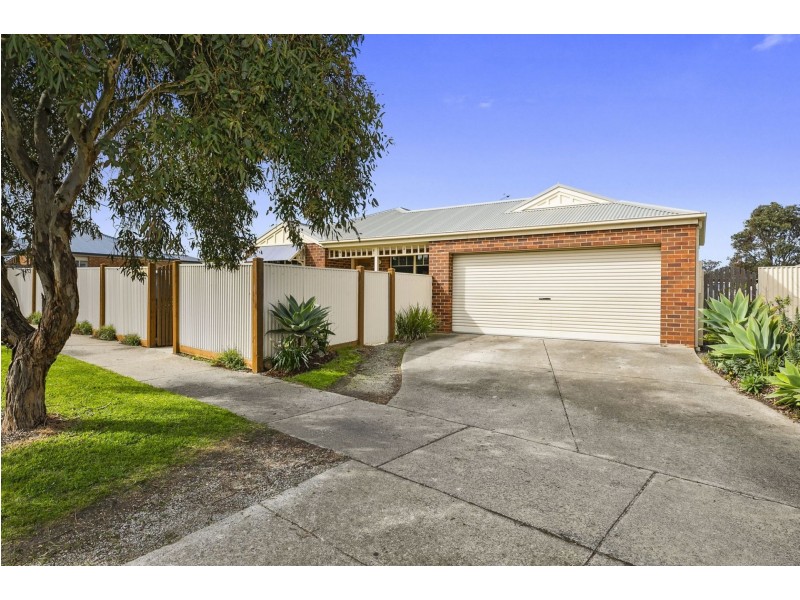 38-40 Tareeda Way, Ocean Grove VIC 3226