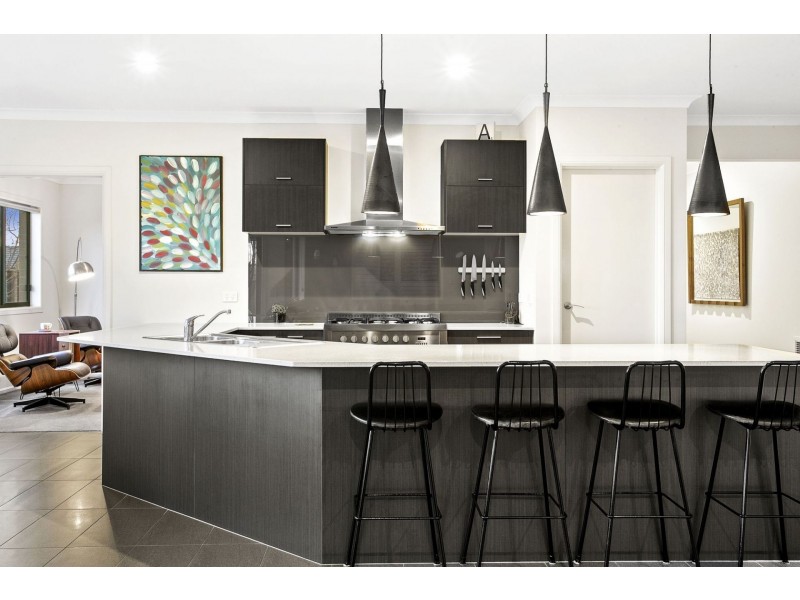 10 Curzon Drive, Ocean Grove VIC 3226