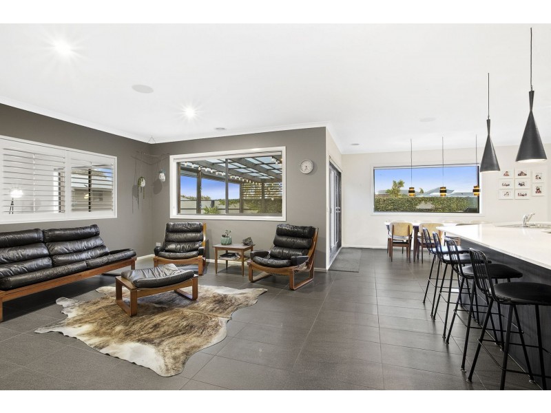 10 Curzon Drive, Ocean Grove VIC 3226