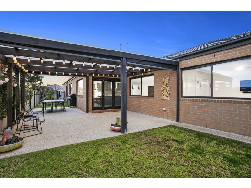 10 Curzon Drive, Ocean Grove VIC 3226