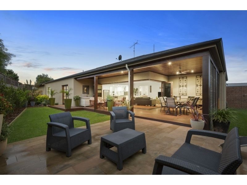 9 Dalkeith Crescent, Ocean Grove VIC 3226