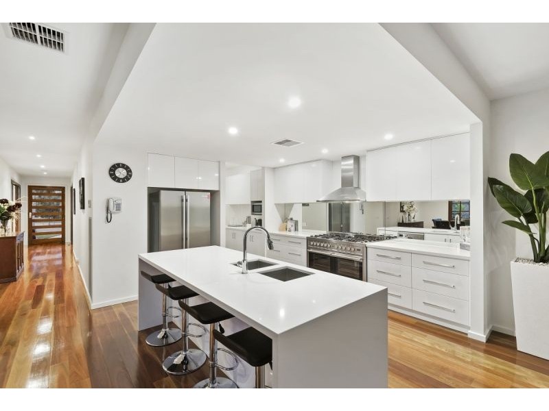 9 Dalkeith Crescent, Ocean Grove VIC 3226