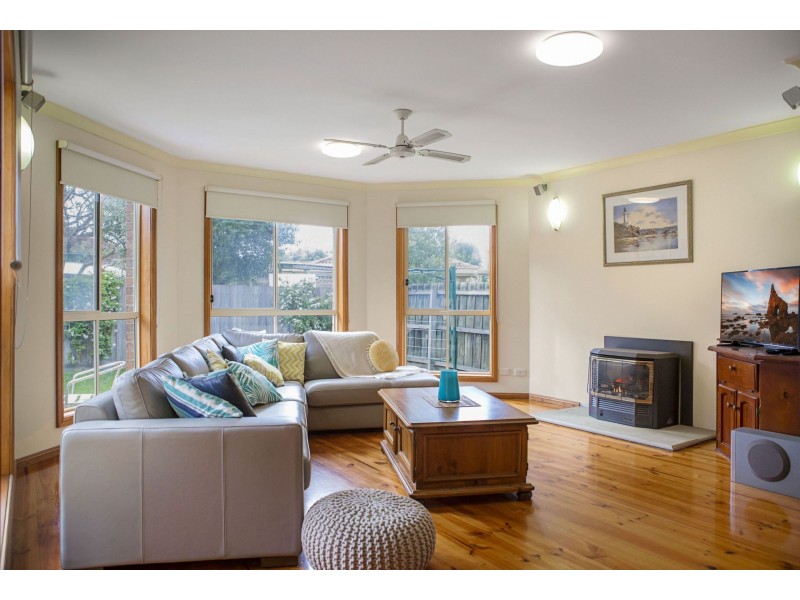 2/95 Sunset Strip, Ocean Grove VIC 3226