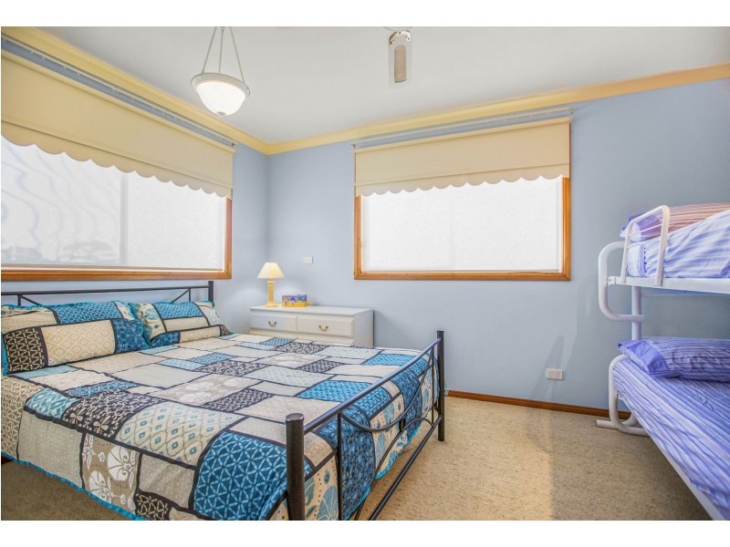 2/95 Sunset Strip, Ocean Grove VIC 3226