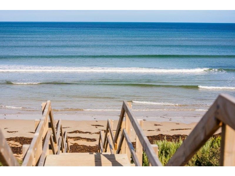 2/95 Sunset Strip, Ocean Grove VIC 3226