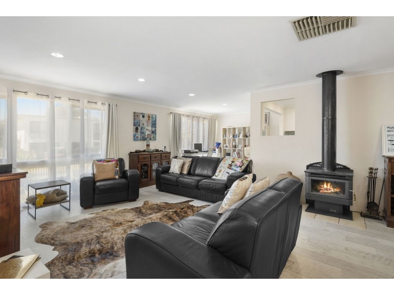 14 Aldebaran Rd, Ocean Grove VIC 3226