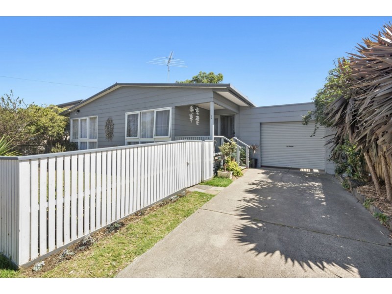 14 Aldebaran Rd, Ocean Grove VIC 3226
