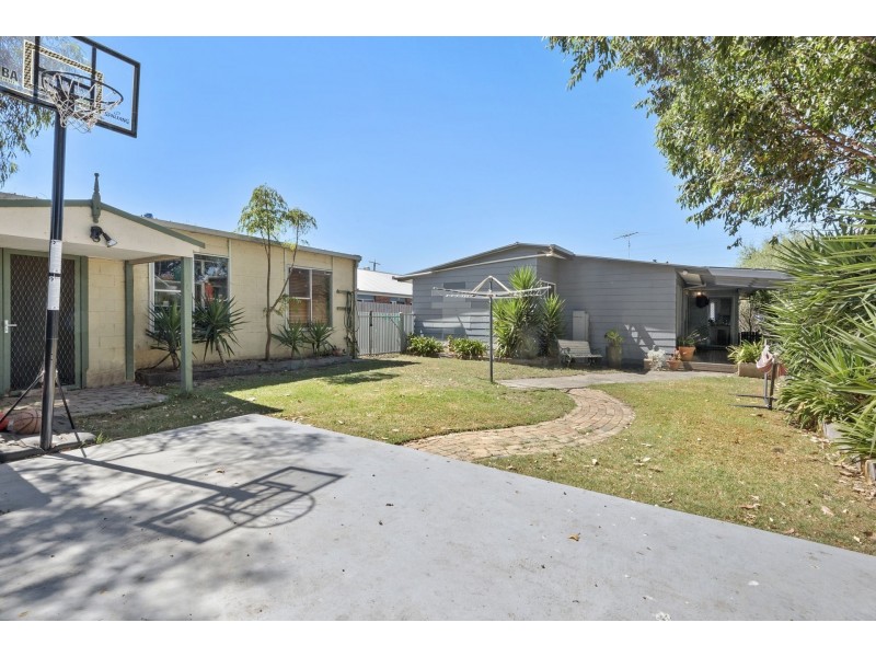 14 Aldebaran Rd, Ocean Grove VIC 3226