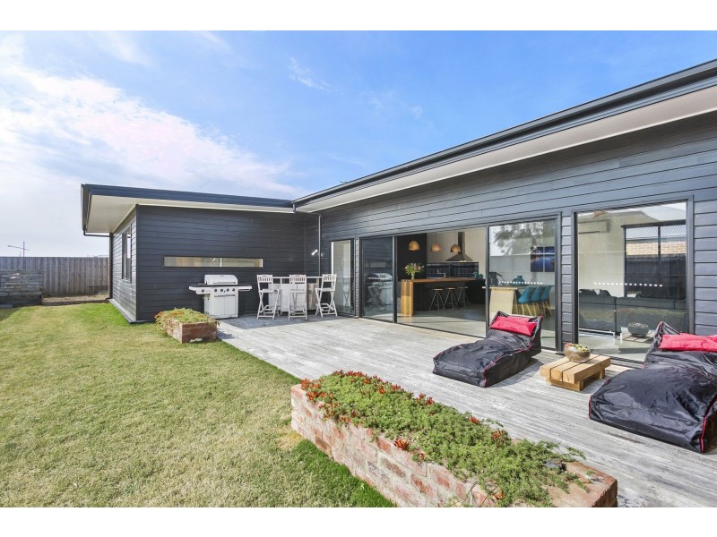 26 Tyro Street, Ocean Grove VIC 3226