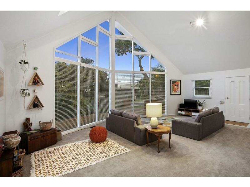 8 Parker Street, Ocean Grove VIC 3226