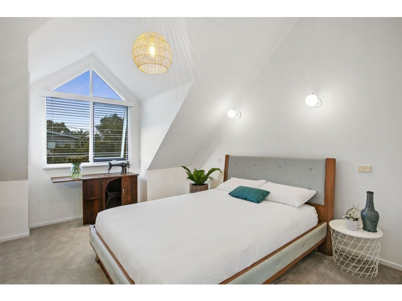 8 Parker Street, Ocean Grove VIC 3226