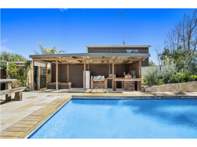 3 Cruickshank Avenue, Ocean Grove VIC 3226