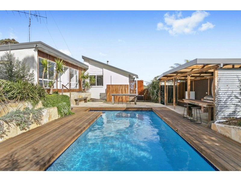 3 Cruickshank Avenue, Ocean Grove VIC 3226