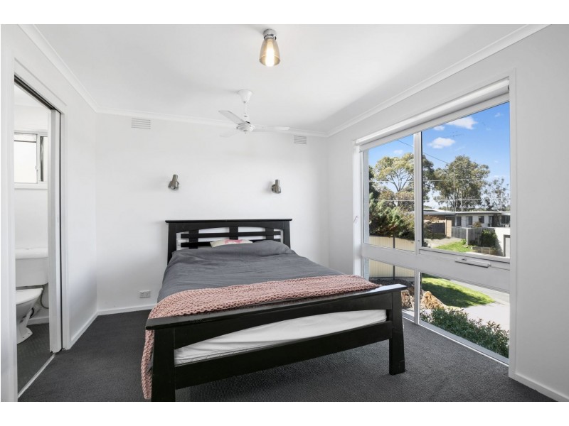 3 Cruickshank Avenue, Ocean Grove VIC 3226