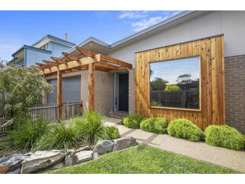 132 Powell Street East, Ocean Grove VIC 3226