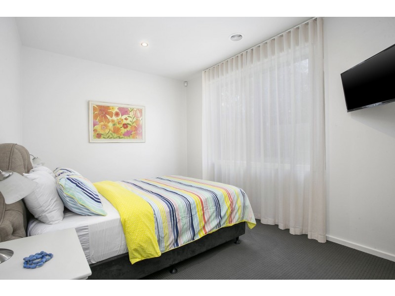 132 Powell Street East, Ocean Grove VIC 3226