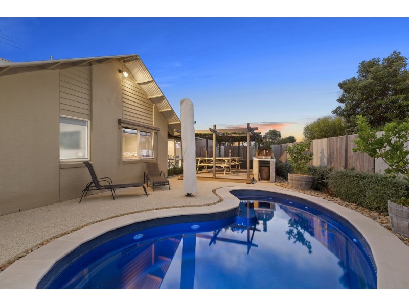 6 Maldon Place, Ocean Grove VIC 3226