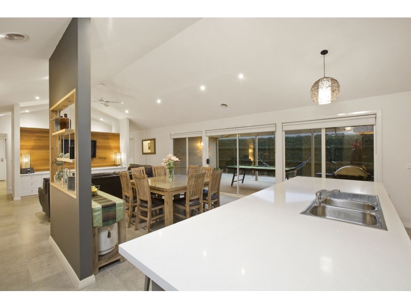 6 Maldon Place, Ocean Grove VIC 3226