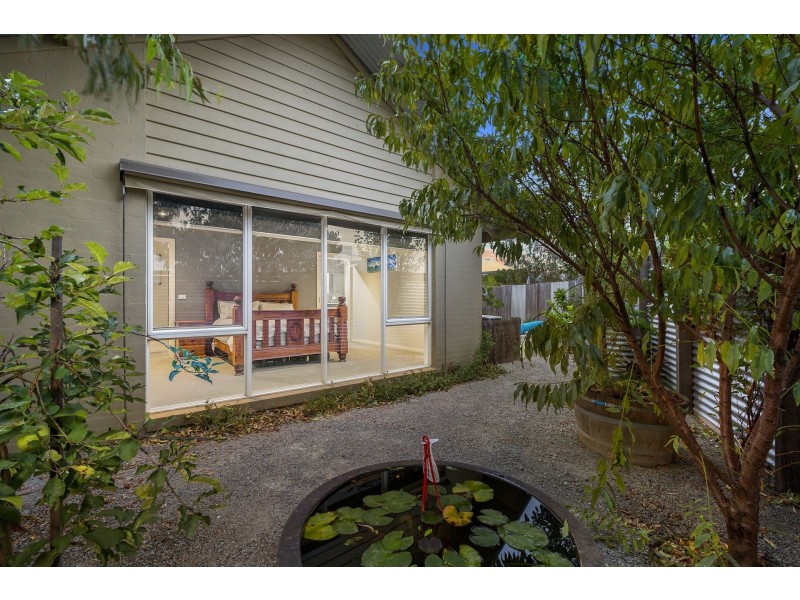 6 Maldon Place, Ocean Grove VIC 3226