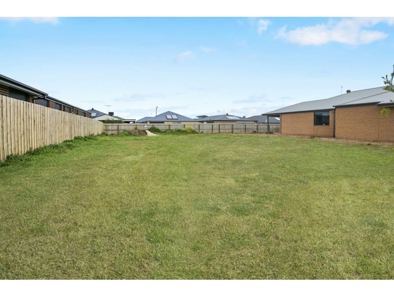 10 Anonyma Street, Ocean Grove VIC 3226