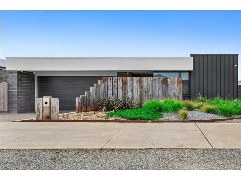 19 Cheviot Terrace, Ocean Grove VIC 3226