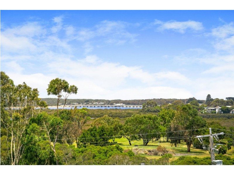 8 Thacker Street, Ocean Grove VIC 3226