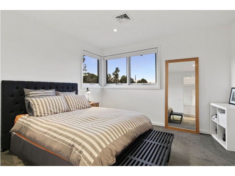 33 Reid Street, Barwon Heads VIC 3227