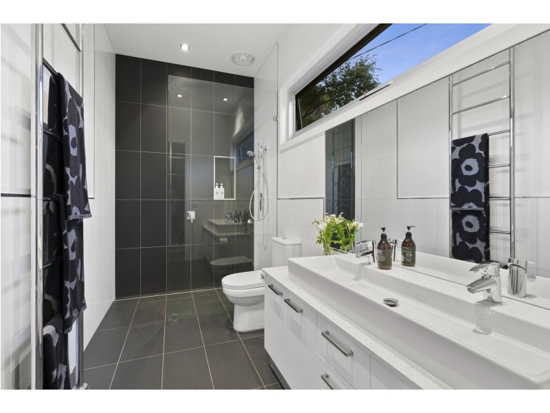 33 Reid Street, Barwon Heads VIC 3227