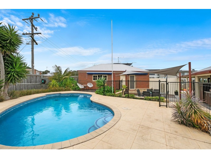 62-64 Lake Avenue, Ocean Grove VIC 3226