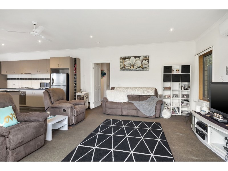 2/49 Tareeda Way, Ocean Grove VIC 3226