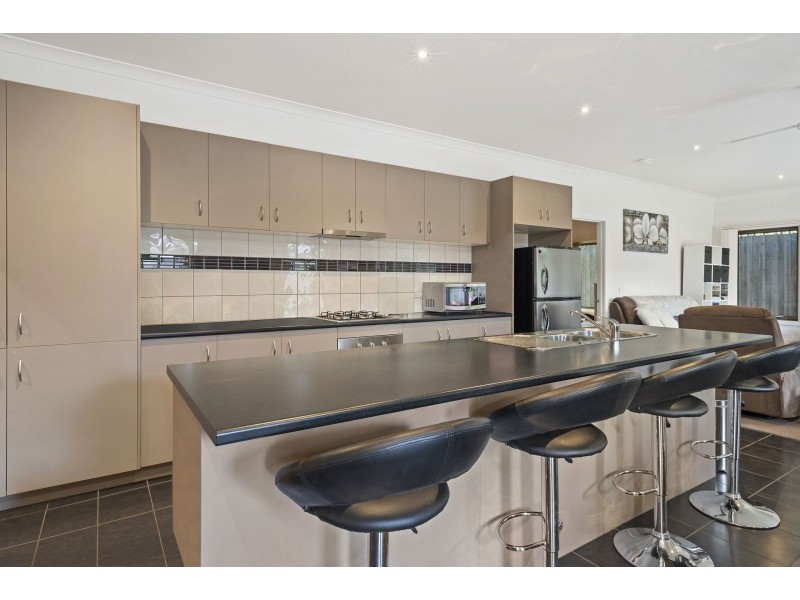 2/49 Tareeda Way, Ocean Grove VIC 3226