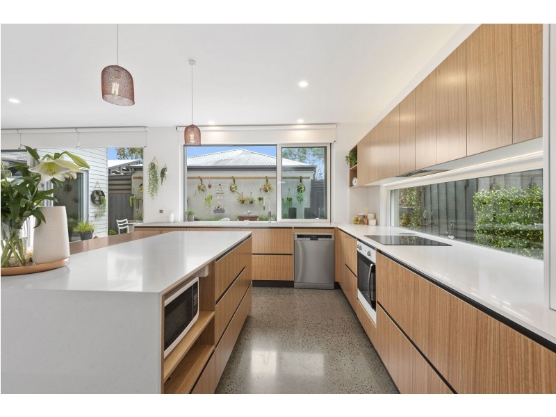 15 Bramwell Street, Ocean Grove VIC 3226