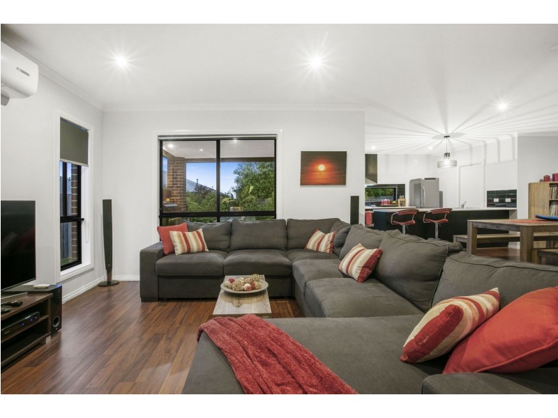 12 Anonyma St, Ocean Grove VIC 3226