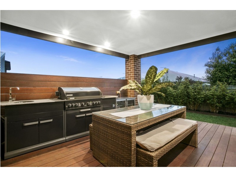 12 Anonyma St, Ocean Grove VIC 3226
