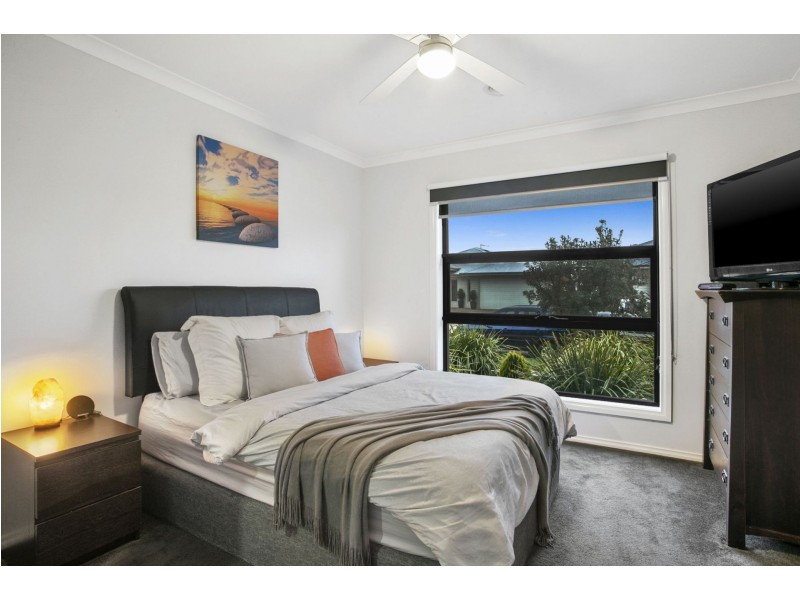 12 Anonyma St, Ocean Grove VIC 3226