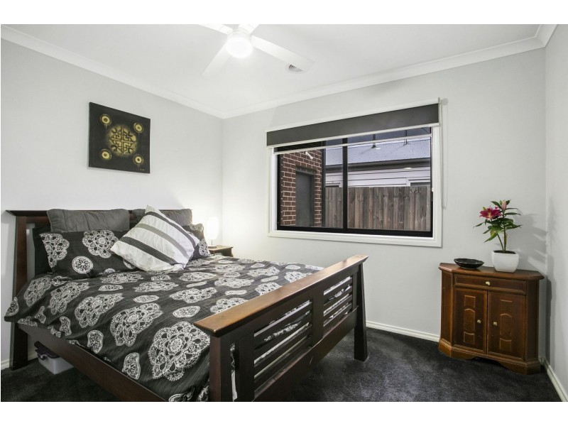 12 Anonyma St, Ocean Grove VIC 3226